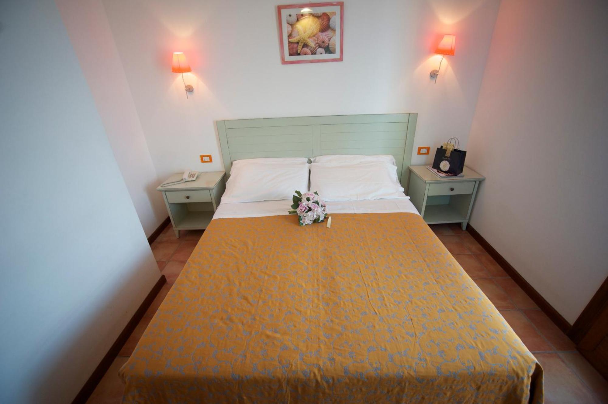 Hotel Villa Tramonto Direttamente Sul Mare San Vincenzo Ngoại thất bức ảnh