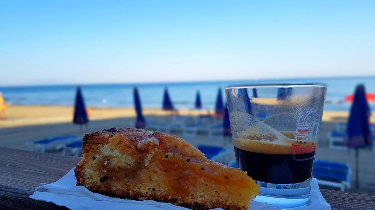 Hotel Villa Tramonto Direttamente Sul Mare San Vincenzo Ngoại thất bức ảnh